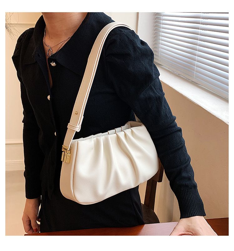 2022 Neues Nischendesign Kleine Damenmode Trendy Single Shoulder Crossbody Einfache Plisseetasche_voghion.com