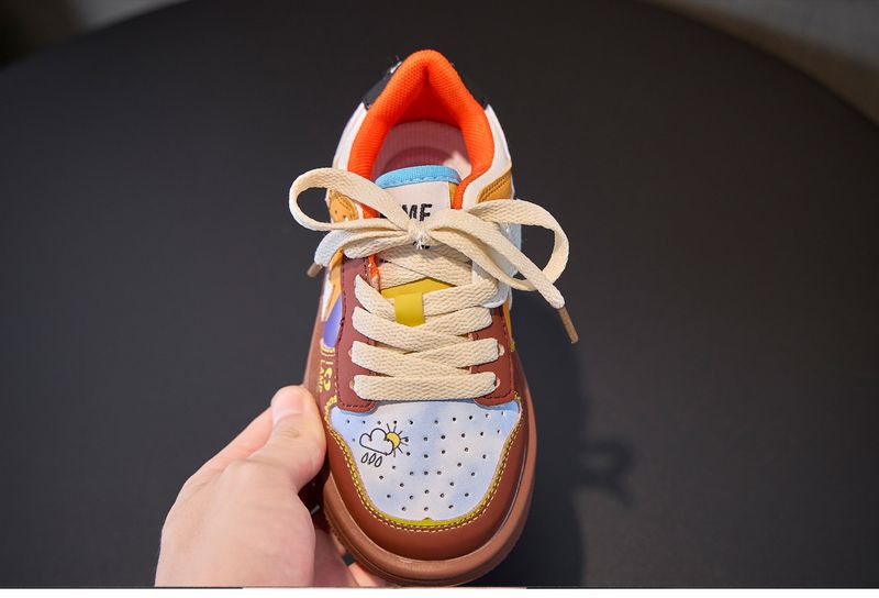 Kindersport 2024 Neue passende Sneakers für Jungen und Mädchen Trendige Freizeitschuhe für große Kinder_voghion.com