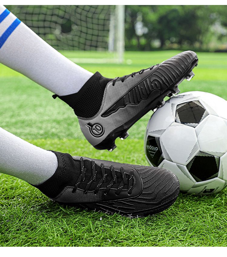 Large Size Football Shoes Men's High Top Junior Student Game Training Shoes Artificial Turf Nails_voghion.com