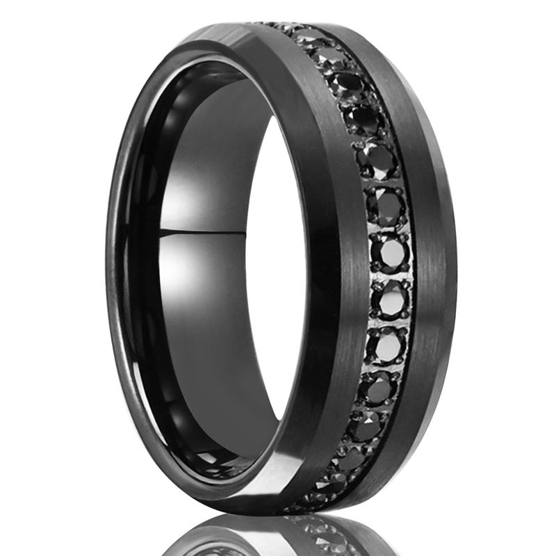 Anello in acciaio al tungsteno con combinazione elettrica da 8 mm di larghezza e zircone nero intarsiato_voghion.com