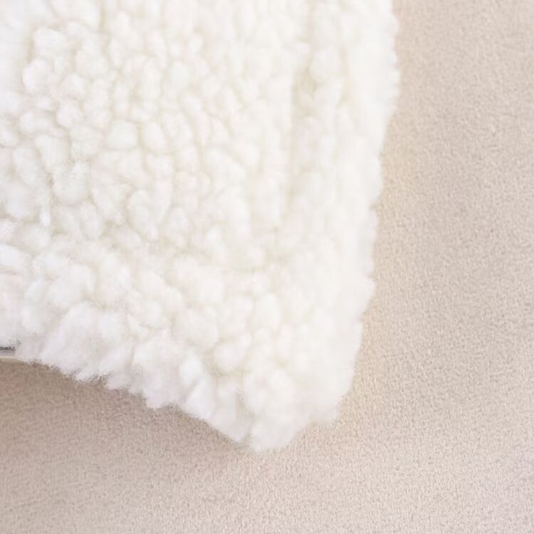 BSK&TRAF Damenbekleidung Herbst 2025 Neuer Stil Stehkragen Reißverschluss Verzierte Motorradkurze Jacke Mantel_voghion.com