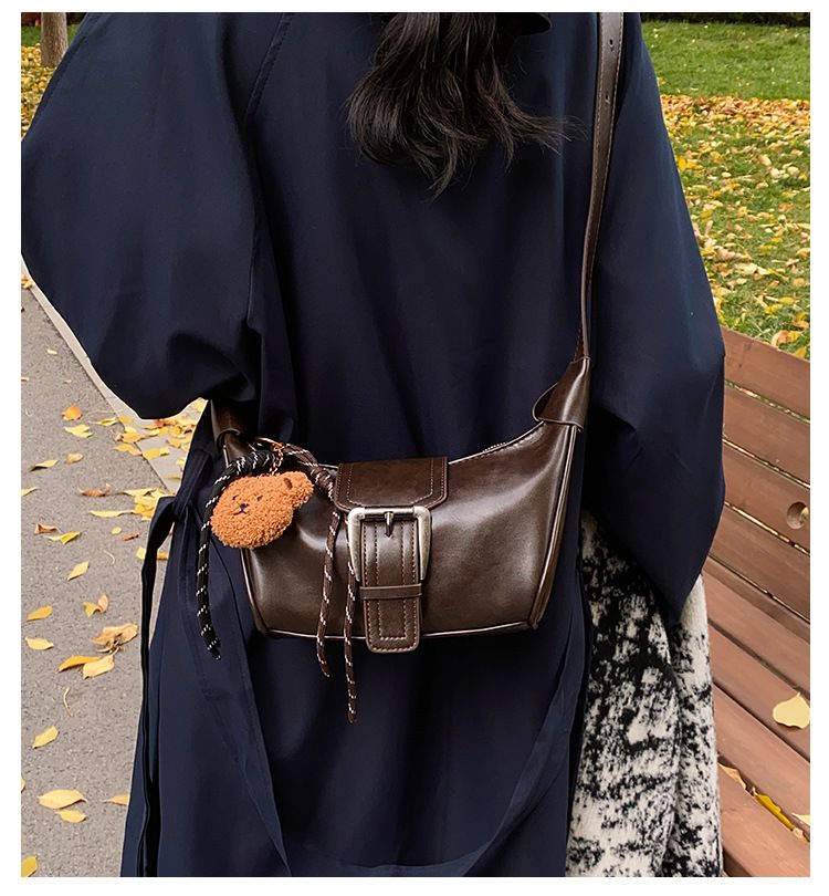 Luxus, niche stílusú női kézitáska, 2024-es őszi és téli, egyvállas, keresztpántos táska sokoldalú textúrával._voghion.com