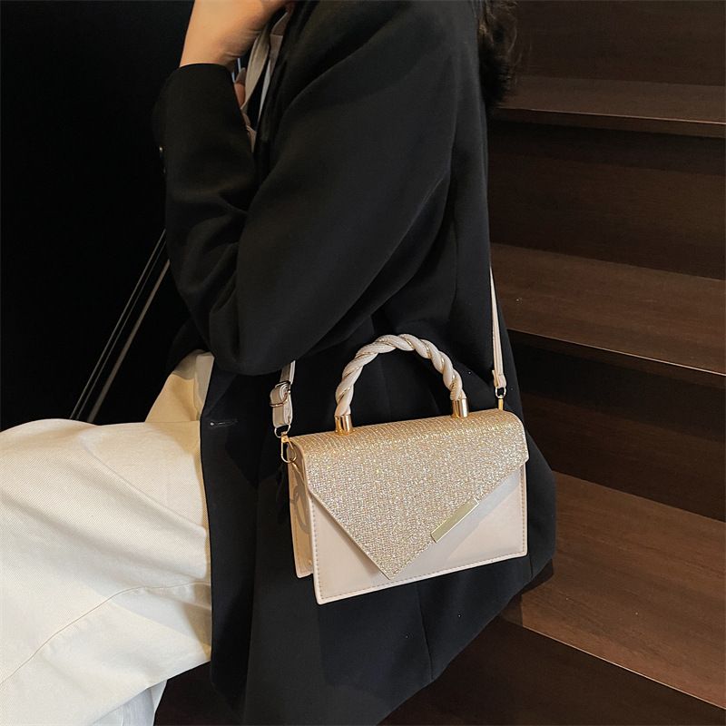 Borsa a tracolla piccola quadrata da donna, design di nicchia, 2025, nuova moda, casual, alla moda e alla moda_voghion.com
