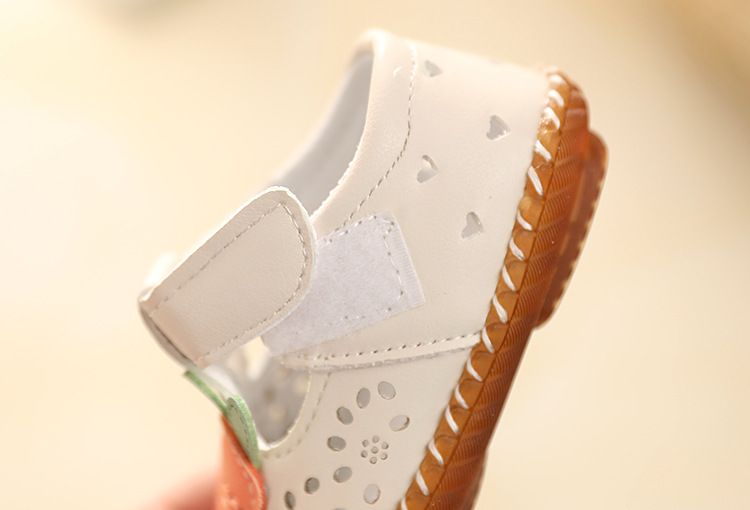 Mutter & Kinder Sommer Baby Mädchen Sandalen Rindsleder Weichen Boden Kinder Hohl Leder Schuhe Prinzessin Kleinkind Schuhe Rutschfeste 0-2 jahre Alt 1_voghion.com