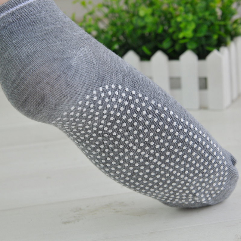 Kaou Ankle Socks Elastic 3D PVC Particle Cotton Yoga Toe Socks for Home_voghion.com