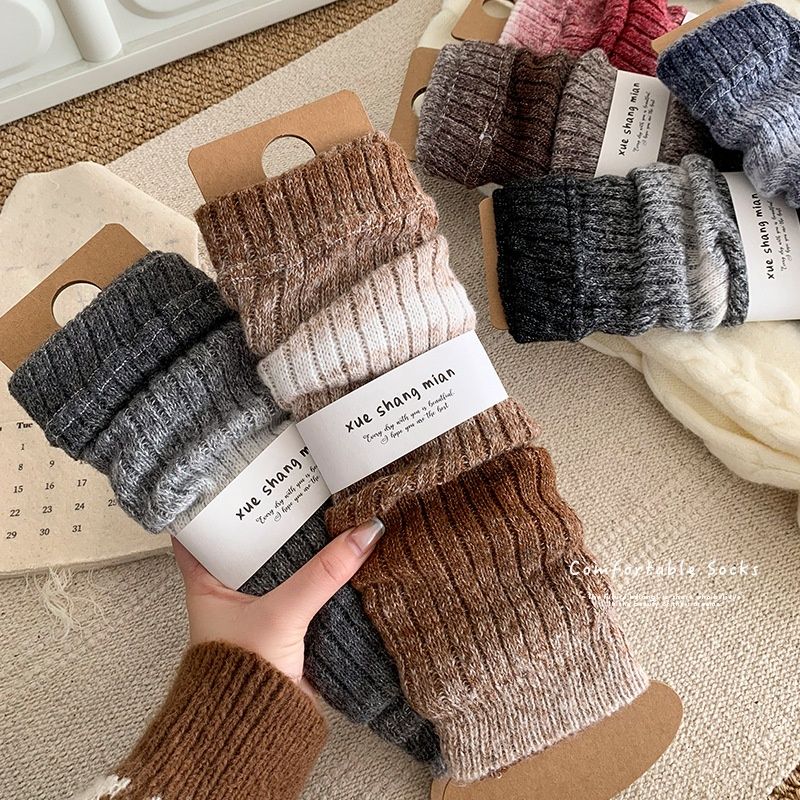 Voyage Gradient Thickened Long Tube Socks For Women, Autumn And Winter, Vertical Stripes, Warm, Personality Color Block,_voghion.com