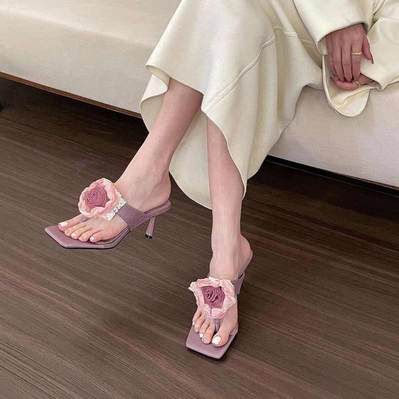 2024 sommer Neue Rose Chinesische Blume Hohe Frühjahr/Sommer Pinch Toe Dünne Ferse Sandalen Weiblichen_voghion.com