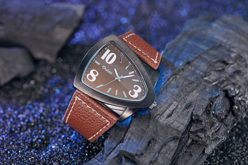 Men's Fashion Triangle Design Quartz Watch With PU Strap, Casual Style, Mineral Glass, 46mm Case Popular Trendy Brand Belt Quartz Watch_voghion.com