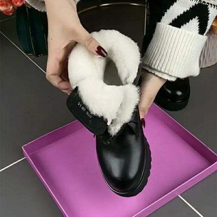 Neue Martin-Shorts im britischen Stil für Damen, Modell 2026: Dicke Sohle, Blockabsatz, Schnürung, Fleece-Futter, rutschfest, vielseitig und weich_voghion.com