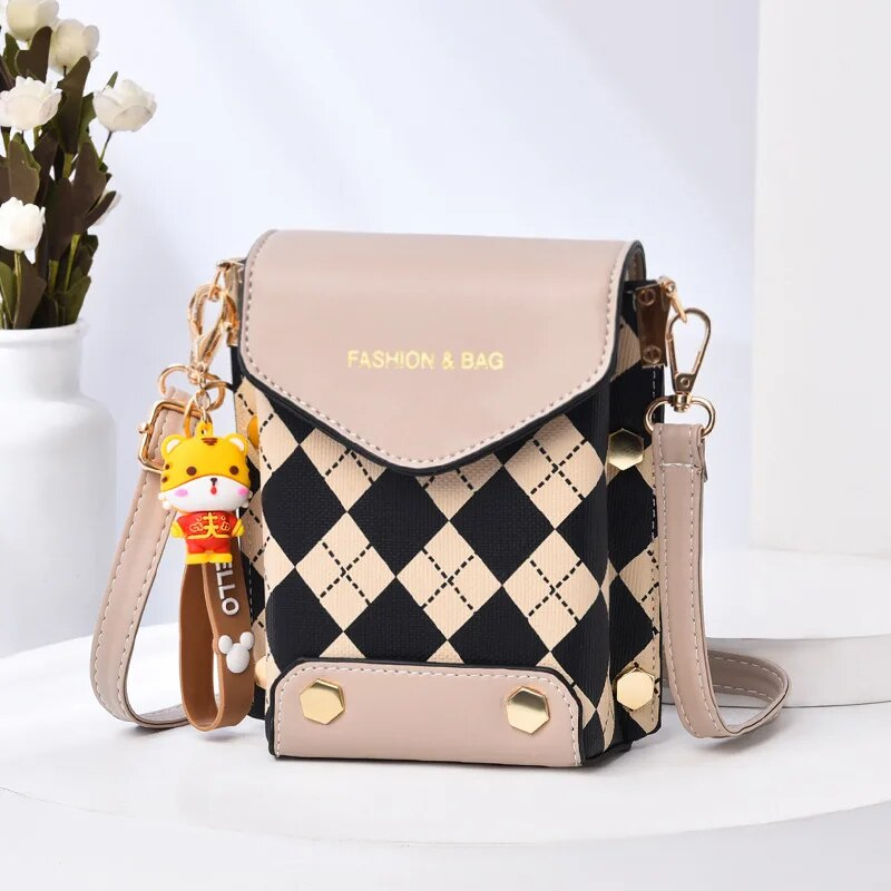 Mini Flap Crossbody Telefon Bokstavstryck axelväska, fyrkantig plånbok med dubbdekor för kvinnor (4,7*6,7*3,7) tum_voghion.com