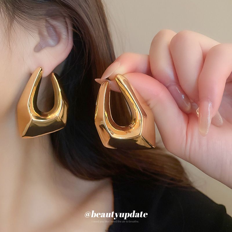 Orecchini a bottone geometrici irregolari esagerati in argento placcato oro vero, leggeri, di lusso e di alta qualità._voghion.com