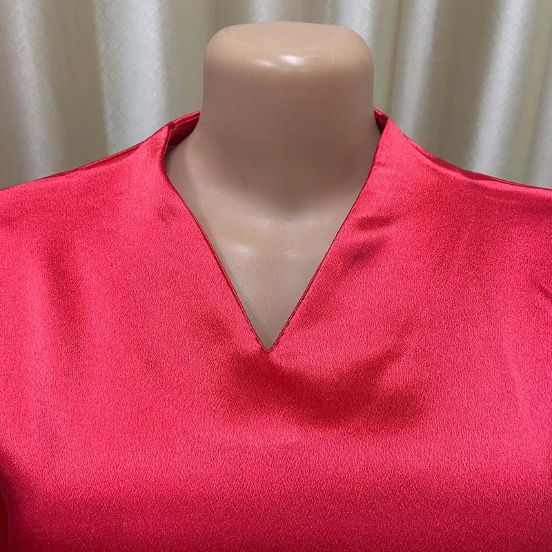 Top da pendolare con scollo a V, temperamento, maniche a lanterna, tinta unita, da donna_voghion.com