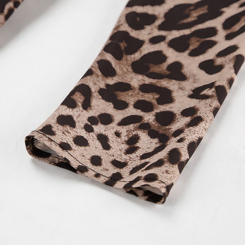 Abito corto a trapezio con scollo a V e maniche lunghe, con stampa leopardata, da donna, autunno 2025, nuovo stile_voghion.com