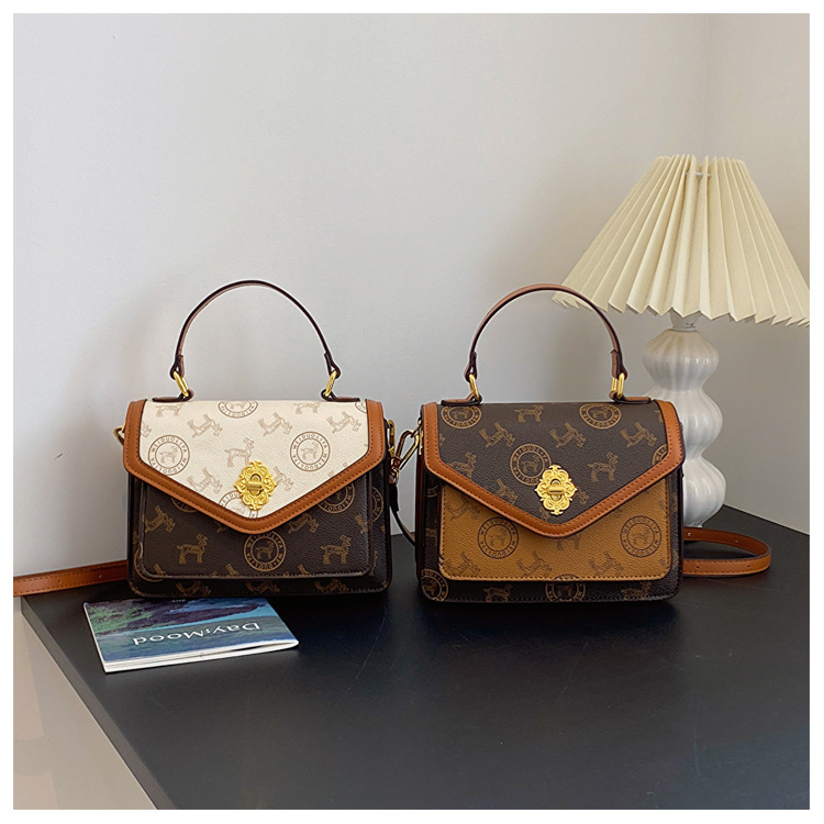 2023 New Trendy High-end stampato Retro Borsa di nicchia Luce di lusso Moda all-match borsa a tracolla monospalla da donna_voghion.com