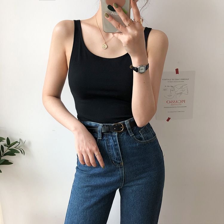 Moda feminina emagrecedora por dentro com uma camisa base_voghion.com