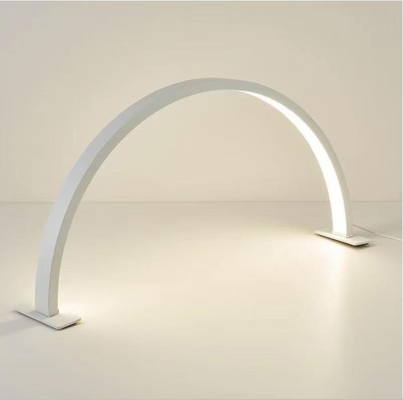 Halbmond-Augenschutz-LED-Kaltlicht-Schönheitssalon-Arbeits-Desktop-Nagel-Tischlampe_voghion.com