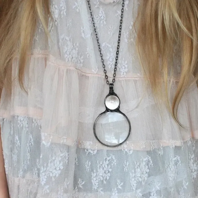 Collier pendentif en verre agrandi, style vintage, en alliage de cuivre, chaîne Kravik, cadeau pour la fête des mères, fermoir en cristal 250325_voghion.com