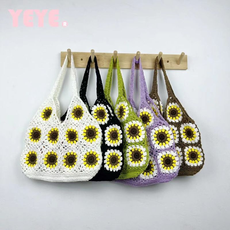 2022 Pure Random Mixed Color Patchwork Women's Hand Crochet Flower Tote Bag_voghion.com