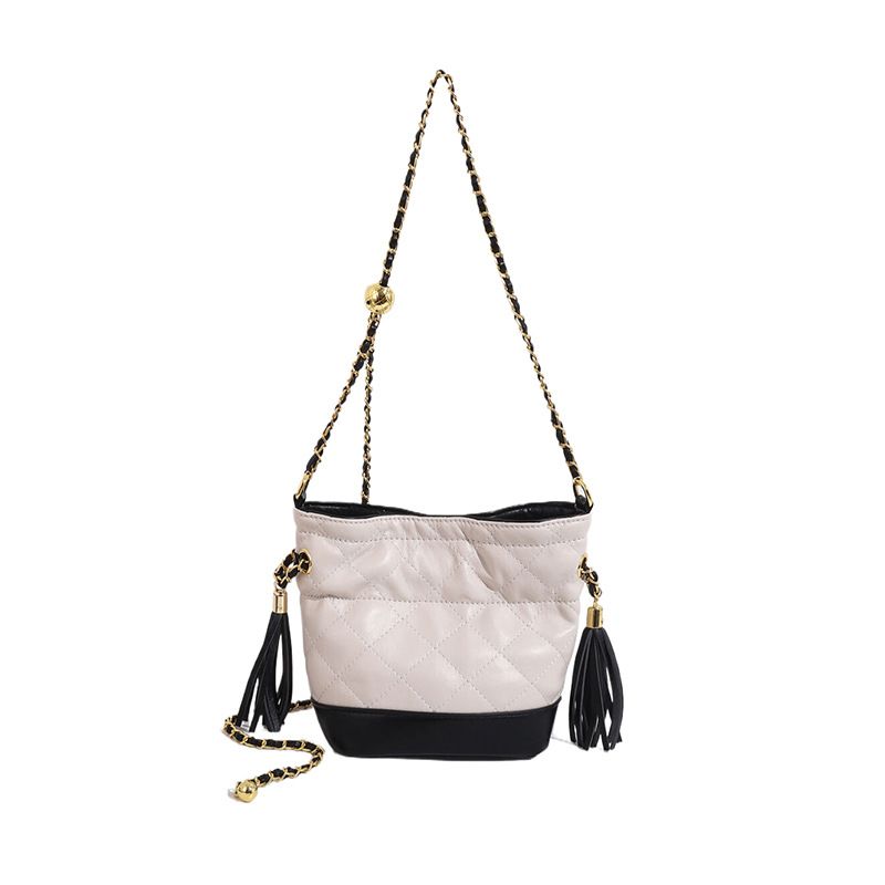 Beibei Shangpin 2024 New Advanced and Fashionable Drawstring Embroidered Chain Bucket Single Shoulder Diagonal Cross_voghion.com