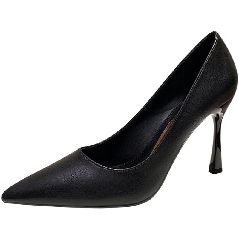 Fine heel soft leather high heels new temperament versatile black work high heels_voghion.com