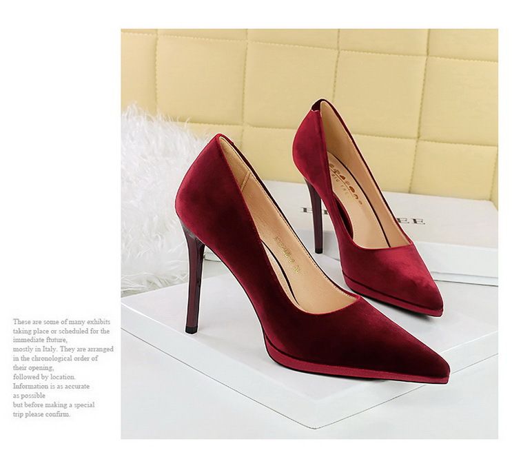 Chaussures élégantes à talons hauts pour femmes, avec plateforme, bout pointu et design à enfiler pour soirées – Noir, bordeaux, bleu marine et café_voghion.com