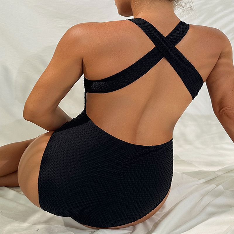 Maillot de bain une pièce à la mode, couleur unie, épaules dénudées, dos ample, nouvelle collection 2025_voghion.com