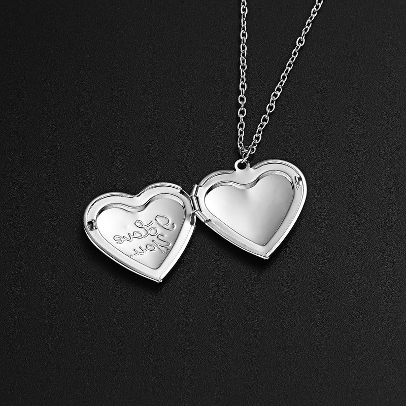 Collier pendentif amour simple peut ouvrir le cadre sculpté photos mode couple collier tempérament collier femmes_voghion.com