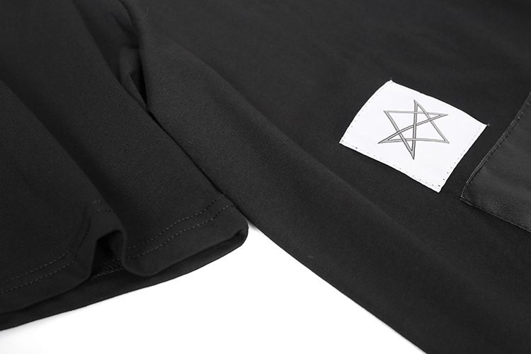 Męska koszulka z naszywką, luźna, z pięciopunktowym rękawem_voghion.com