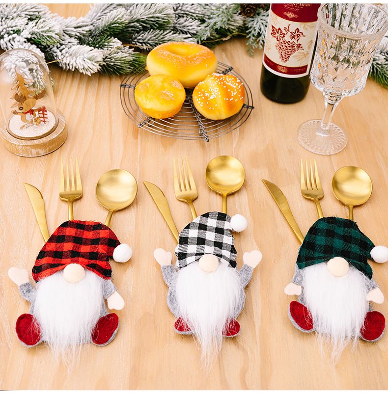Maison & Jardin Hobbe Nouvelles Décorations de Noël Ensemble de Couteau et Fourchette Nain à Carreaux Ensemble de Vaisselle pour Personnes Âgées de la Forêt Ensemble de Table à Manger_voghion.com