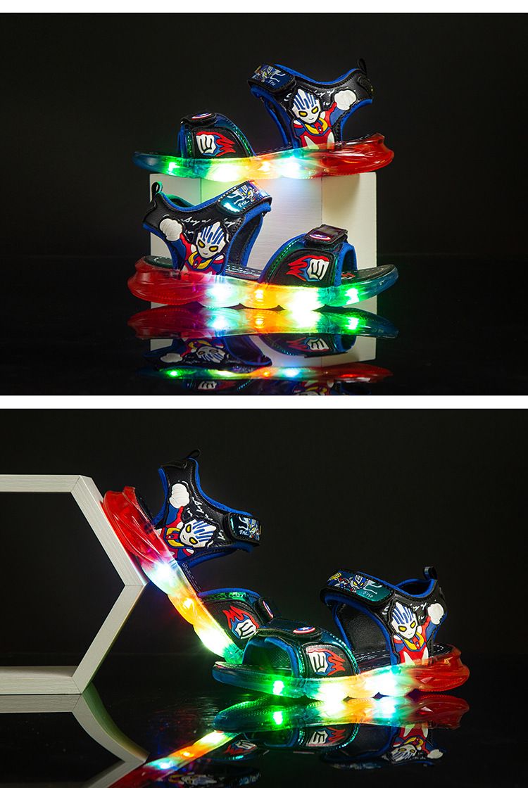 2023 Summer New Sandals with Light Beach Men's Soft Sole Sweat-absorbing Flashlight Small and Medium Children's Trendy_voghion.com