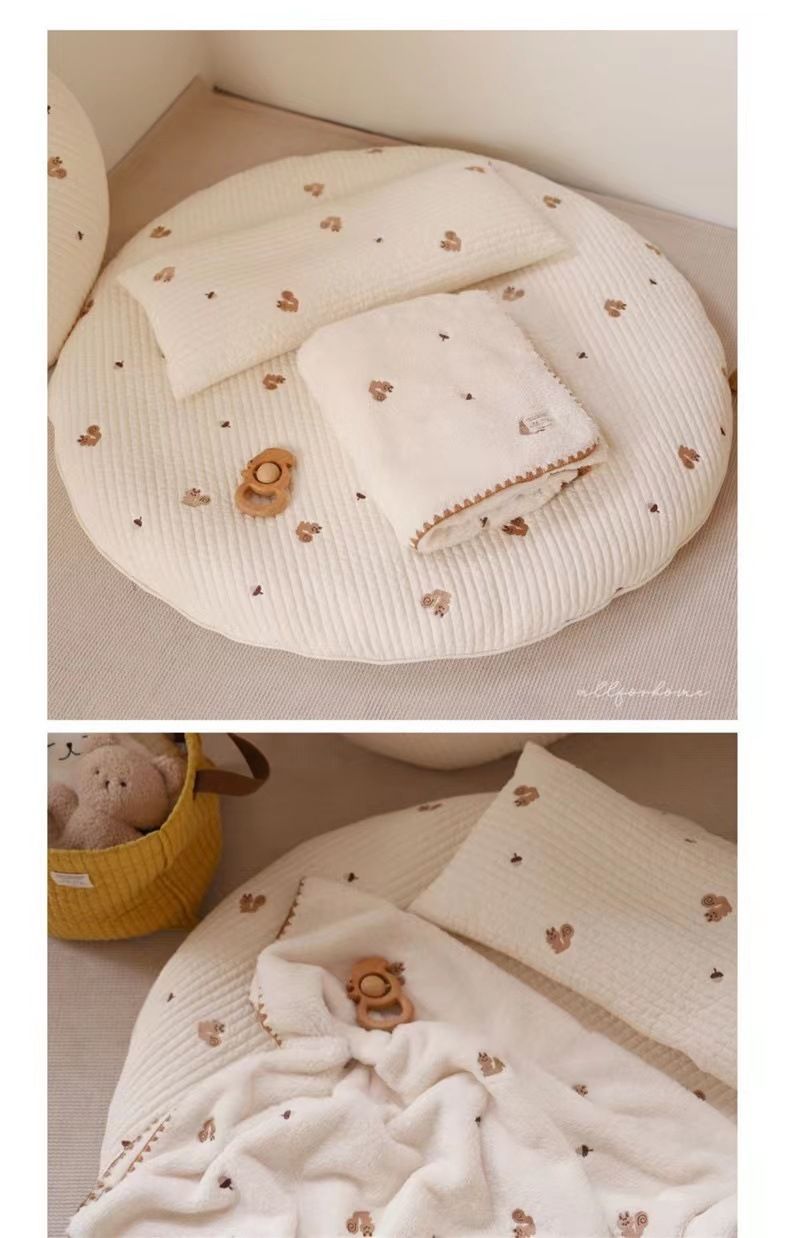 Ins Koreański jesienny/zimowy, przyjazny dla skóry dziecka kocyk do przedszkola z haftowaną koronką aksamitną_voghion.com