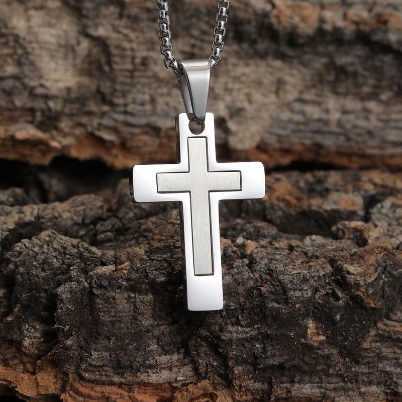 Collana con ciondolo a croce da uomo, in acciaio, accessori moda_voghion.com