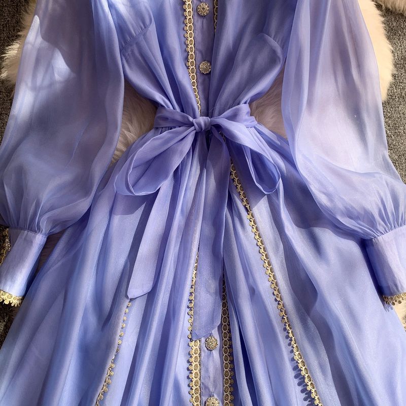 Abito elegante da donna con colletto in pizzo e maniche a lanterna - Abito estivo midi a trapezio con vita alta e bottoni sul davanti (blu/bianco/rosa)_voghion.com