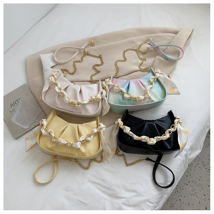 2024 Nuova borsa a tracolla in morbida pelle con texture, da donna, edizione coreana, con tracolla a forma di nuvola, stile occidentale e per il tempo libero_voghion.com