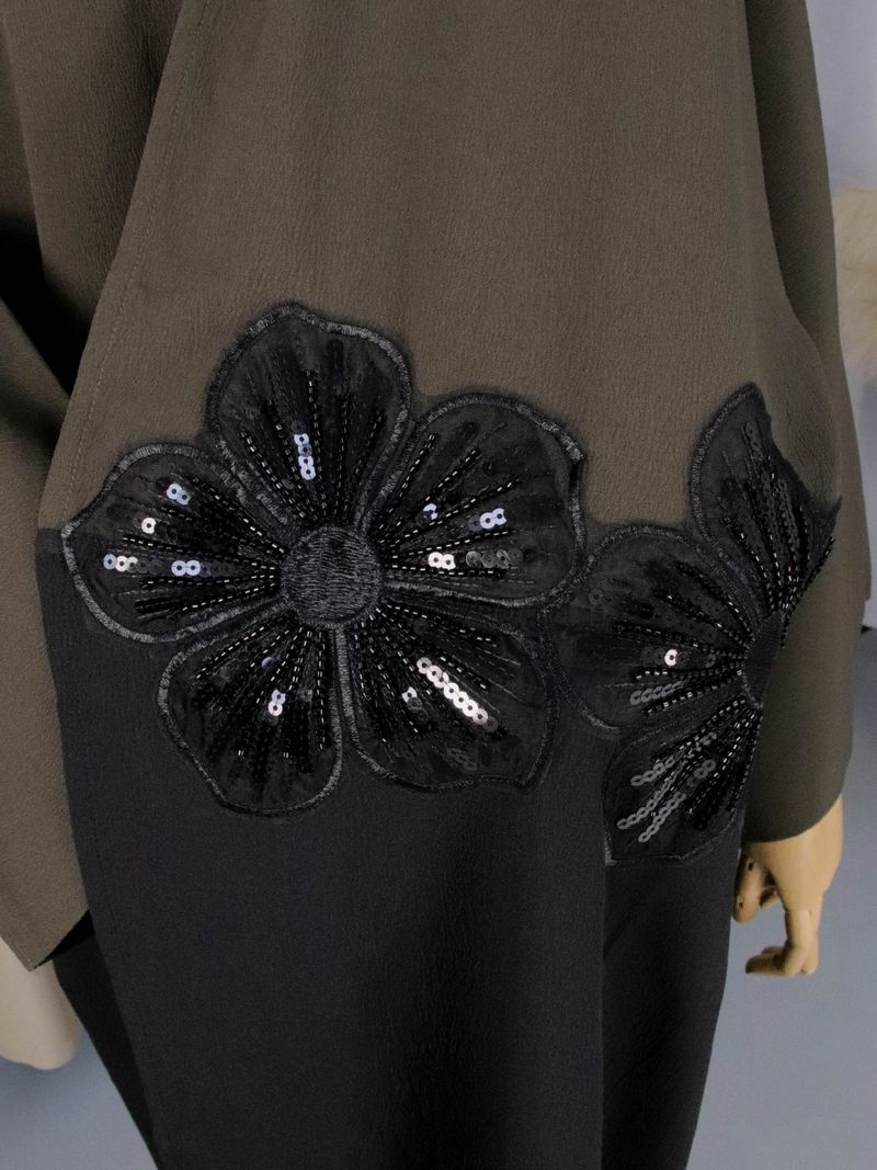 Elegant Open-Front Muslim With 3D Floral Appliqué – Modest Long Dress For Women_voghion.com