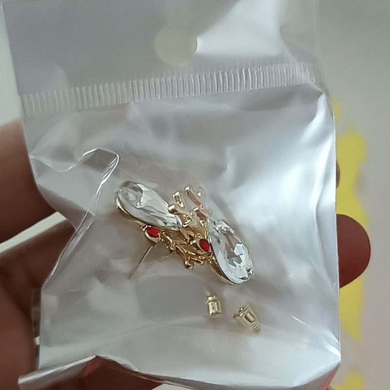 Boucles d'oreilles de Noël à la mode en alliage avec diamants et perles, boucles d'oreilles en forme de renne, de flocon de neige et de cloches pour femmes_voghion.com