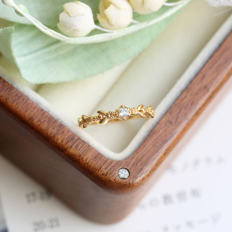Bague en argent avec topaze naturelle légère et luxueuse, bague simple avec fleur de marguerite et abeille fraîche d'été_voghion.com