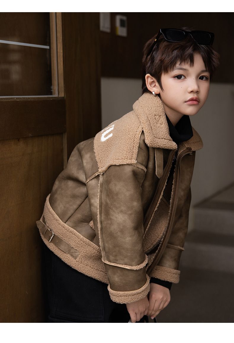 Boys 2025 Autumn And Winter New Retro Cross Border Coat Thickened Short High End Fur Motorcycle Jacket_voghion.com