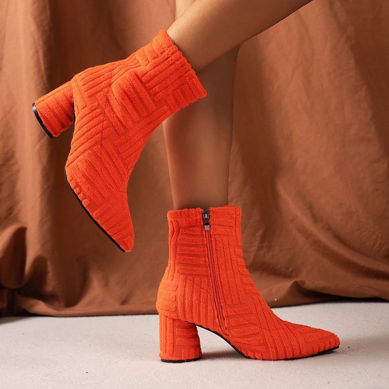 New autumn and winter boots foreign trade large size women's pointed high heel fashion towel boots side zipper thick heel boots_voghion.com