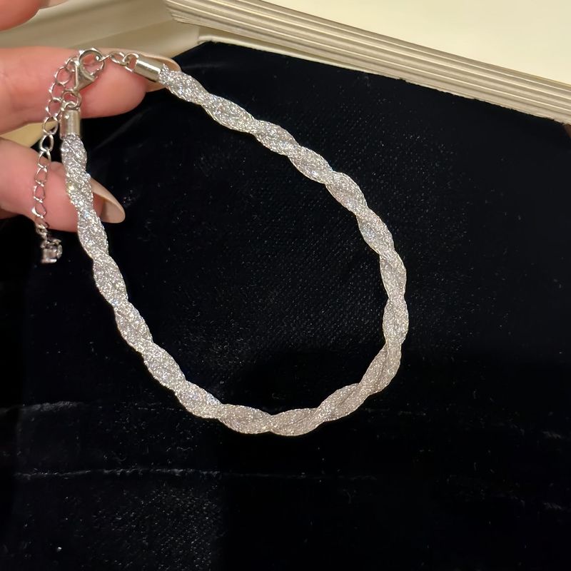 European And American Style Grid Zircon Twisted Vintage High-end Feel Bracelet Light Luxury Simple Fashion Personality_voghion.com