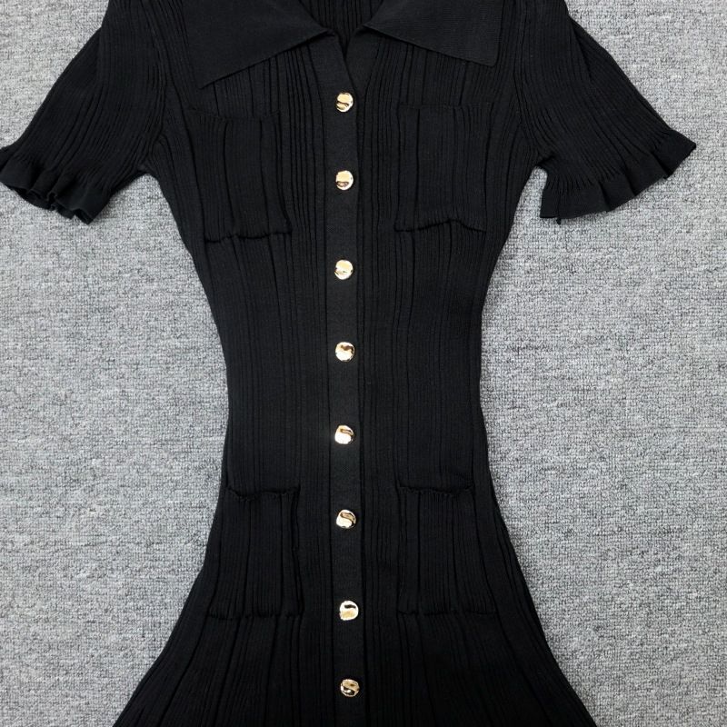 Abito midi aderente a vita alta ispirato a un abito in maglia con colletto svasato (S-XL, colori a tinta unita, scollo a balze, eleganza dall'ufficio alla cena)_voghion.com