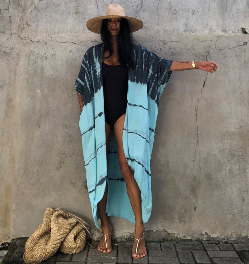 Dámské plážové bikiny s korektorem a batikovaným vzorem_voghion.com