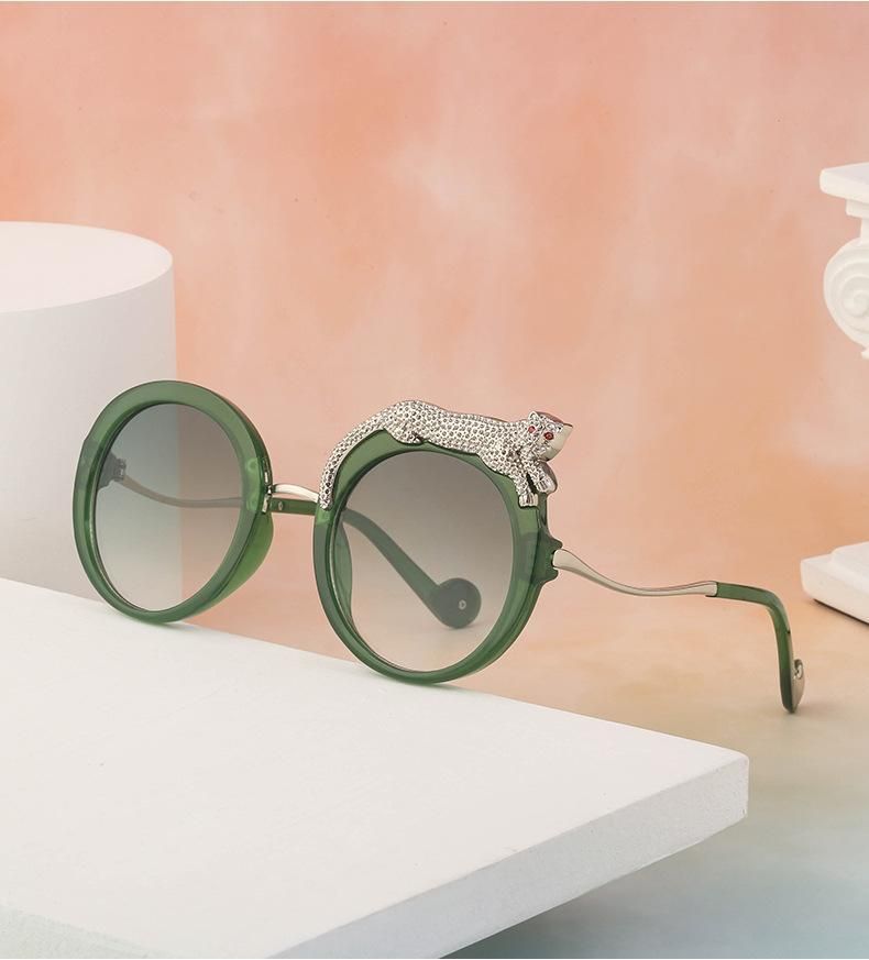 Punk leopard print women's oversized circular glasses, anti glare sunshade for driving and traveling_voghion.com