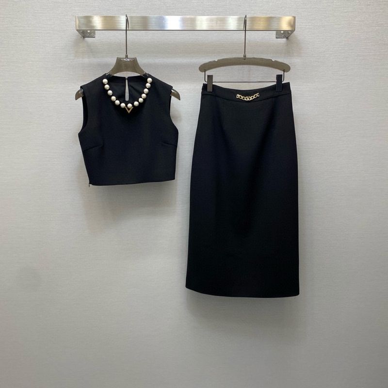 Ensemble deux pièces haut court sans manches et jupe abricot, nouvelle collection tendance haut de gamme 25SS_voghion.com