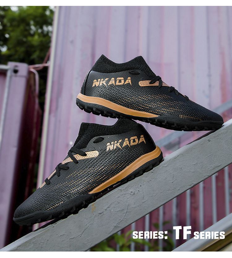 New high top football shoes for men and women seamless flying knitting long nail shoes broken nails grass professional training shoes_voghion.com