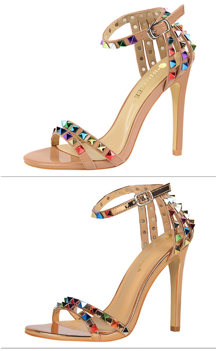 Style Roman Style Damenschuhe Stiletto Super High Heel Open Toe mit hohlen farbigen Nietensandalen_voghion.com