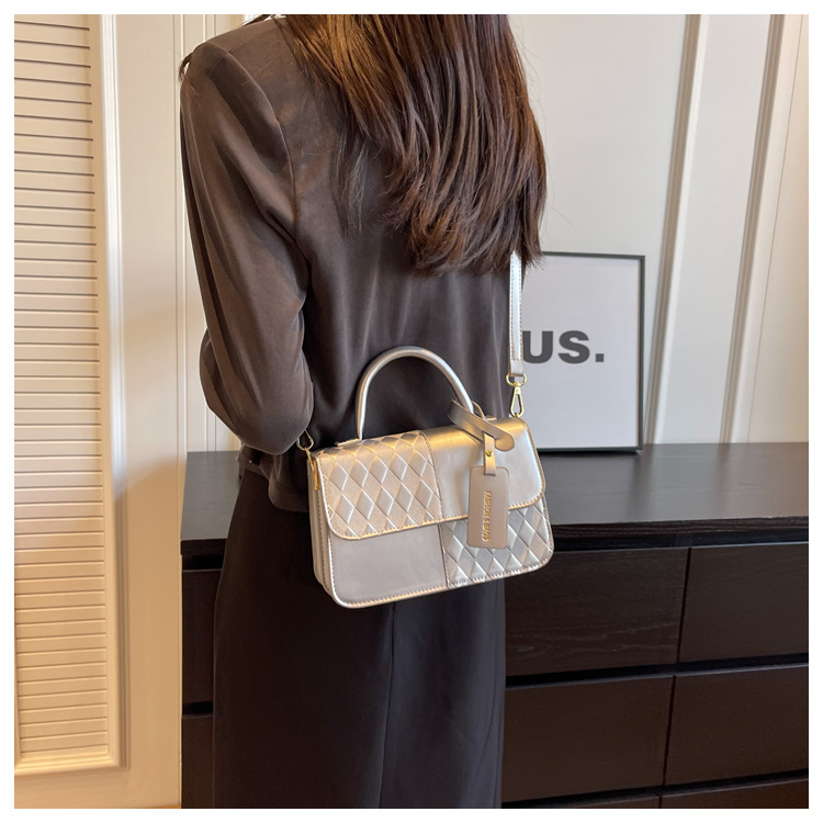2024 New Retro Fashion Colored Handheld Small Bag Women's Simple and Versatile Small Square Bag High Quality Texture Crossbody Bag_voghion.com