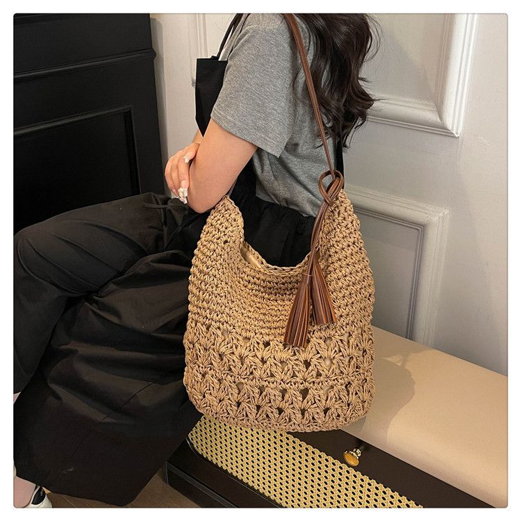 Hollow Out New Tassel Straw Woven Vacation Beach Casual Shoulder Bag_voghion.com