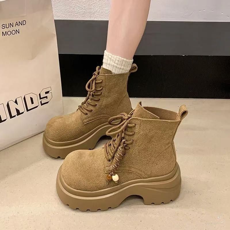 Plattformhöhenerhöhung Martin für Frauen 2025 Herbst Neue Mode Melad Abnehmen Kurze Schnürstiefel Gelb_voghion.com