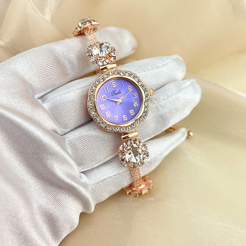 Pull-out Adjustable Bracelet Watch Digital Face Small Dial Large Diamond British Ladies Watch Work Daily Birthday Anniversary Valentine's Day Gift_voghion.com
